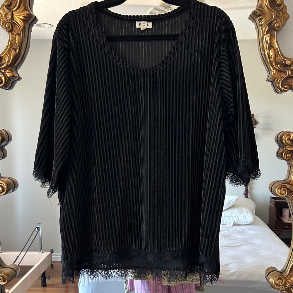 POL Black Velvet Ribbed Lace-Trim Tunic